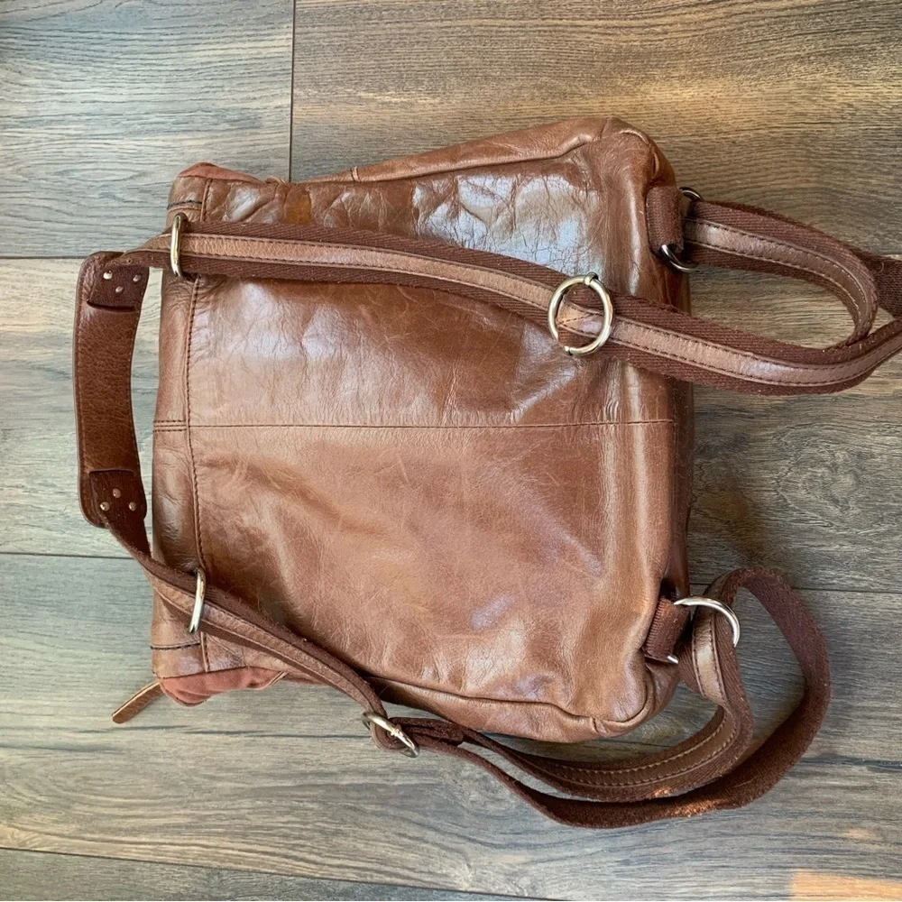 The Sak Ventura Convertible Backpack Shoulder Crossbody Bag Brown Leather